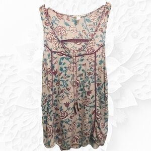 Sun & Shadow Lavender Henley Style Sleeveless Floral Top